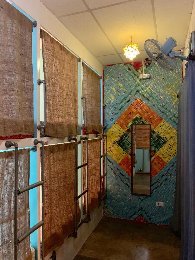 פנגלאו Moon Fools Hostel מראה חיצוני תמונה