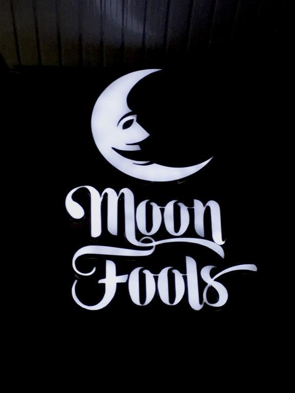 פנגלאו Moon Fools Hostel מראה חיצוני תמונה