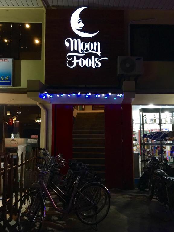 פנגלאו Moon Fools Hostel מראה חיצוני תמונה